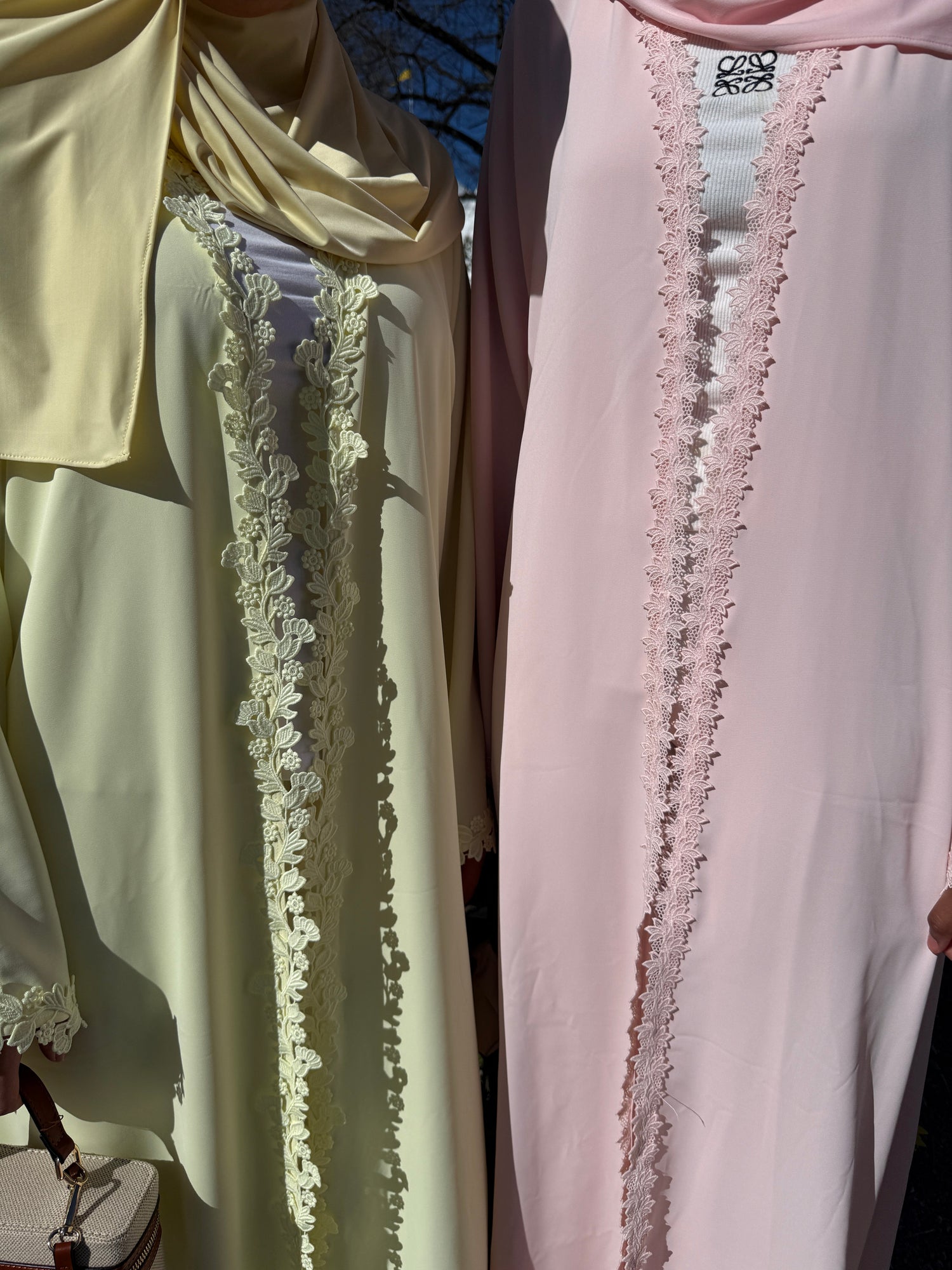 OPEN LACE ABAYA